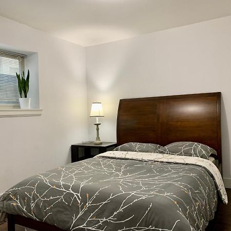Spacious Burnaby Guest Home Zewnętrze zdjęcie